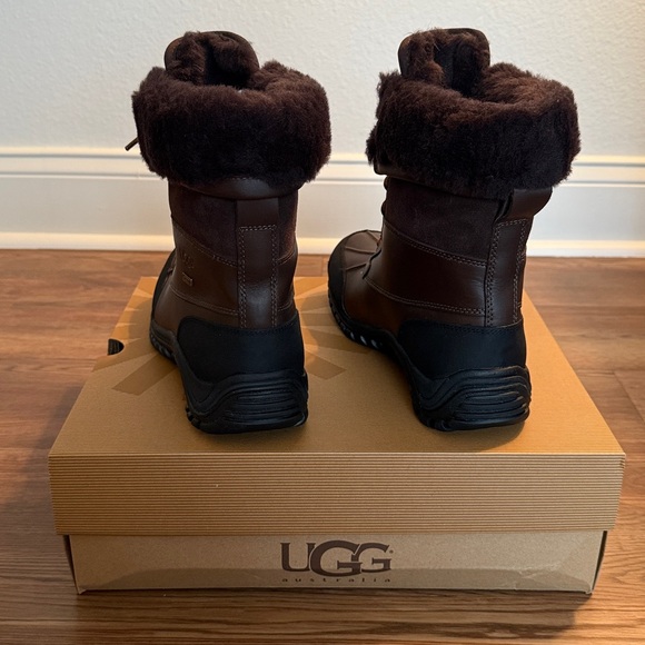 ❄️NEW❄️ UGG Adirondack II Obsidian Boots - Picture 3 of 12